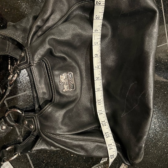 Handbag - Picture 2 of 6